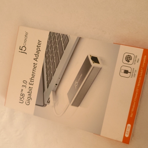 USB 3.0 Gigabit Ethernet Adapter - Picture 3 of 11